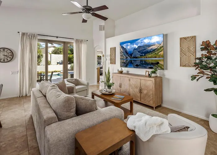 Luxe 4br Desert Oasis W Pool Mtn Views Mesa